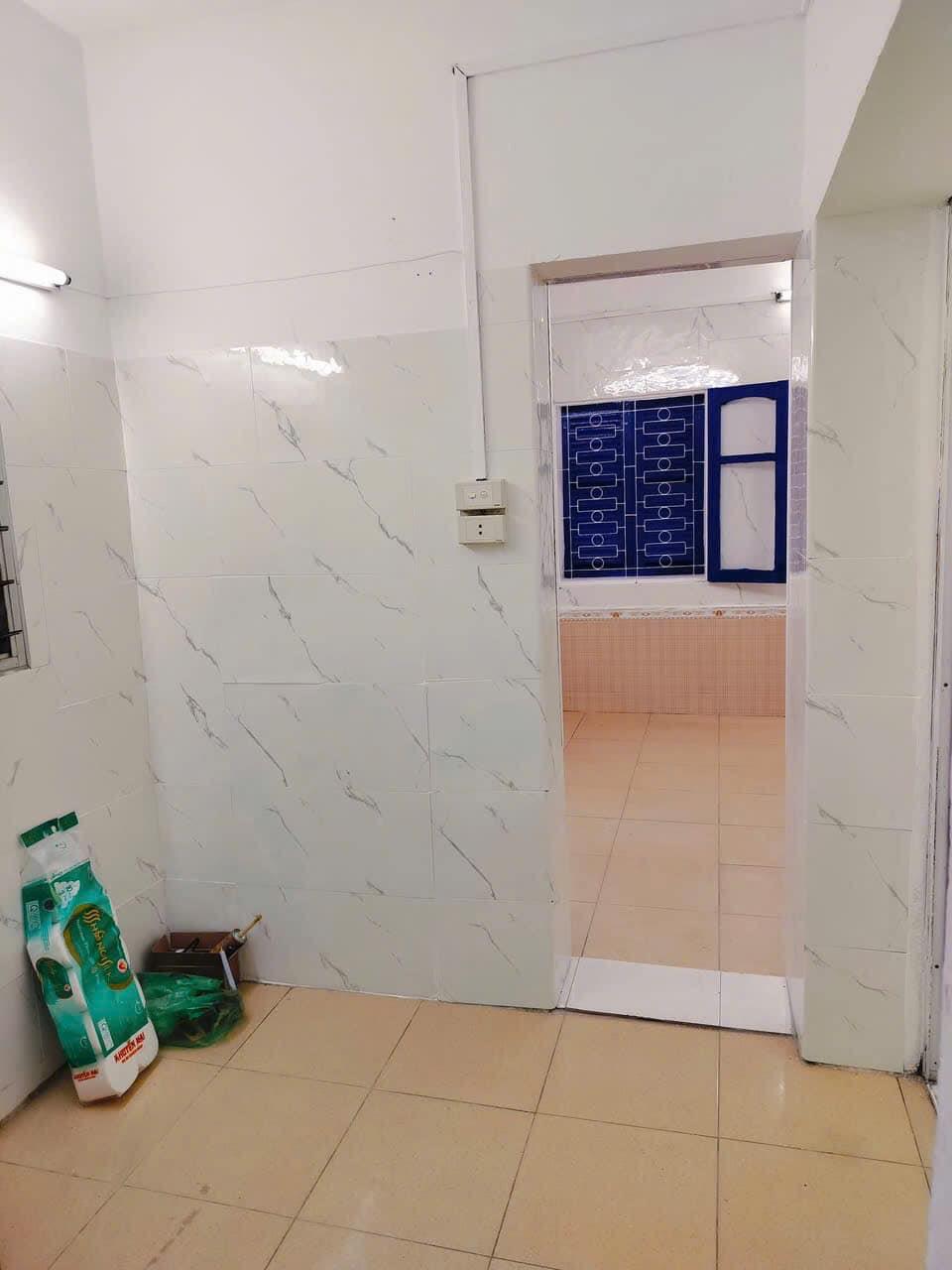 Cho thuê nhà KD online, ở gia đình, nhóm Tập thể tầng 1 Thành Công, 70m2, 2 ngủ, 8.5 triệu2473102