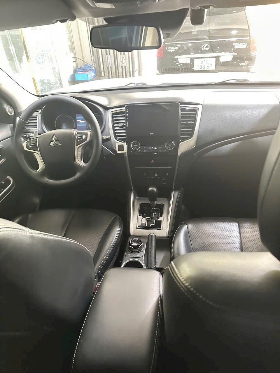 Chính chủ bán xe Mitsubishi triton 2020 4x42613794