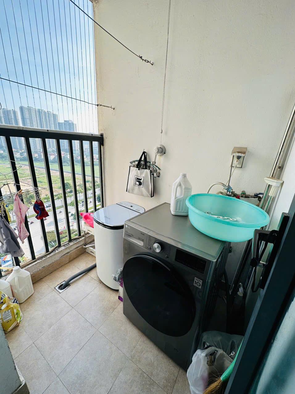 Bán căn hộ khu Mỹ Đình 103m² 3PN full nội thất giá nhỉnh 5 tỷ2575423