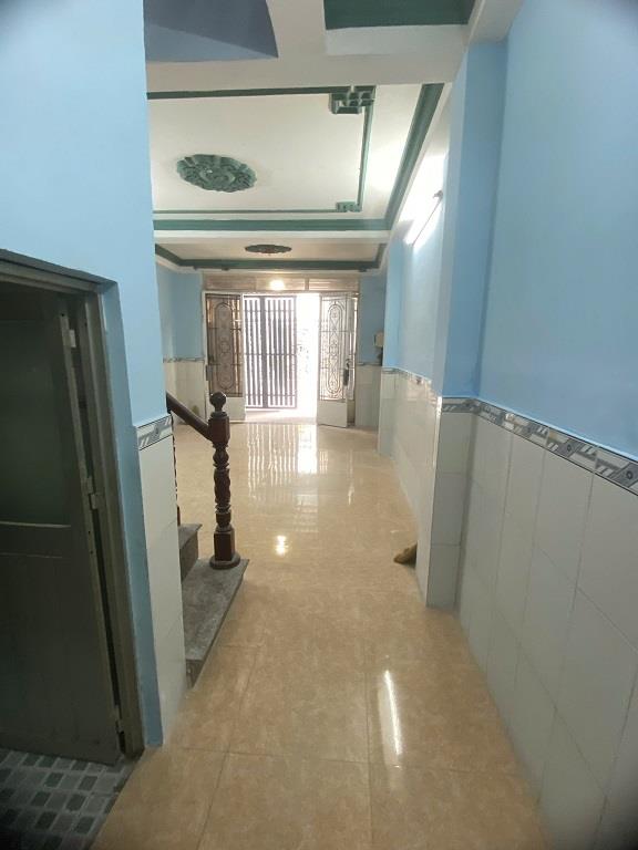 Cho Thuê Nhà Hẻm Xe Hơi Tại Quang Trung, Gò Vấp.2400503