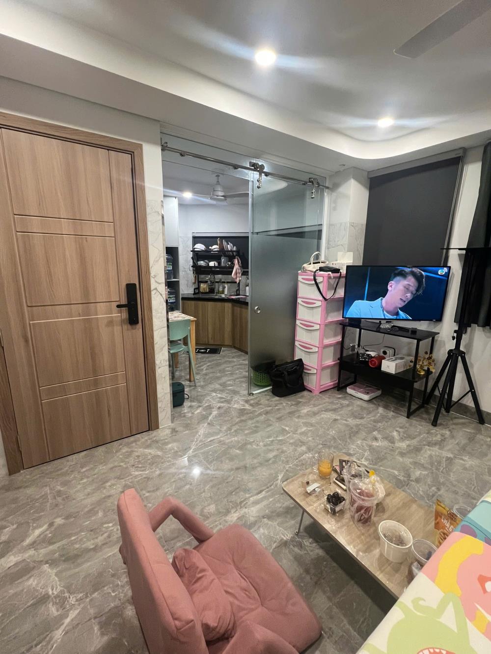 Mình cần nhượng lại phòng tách bếp, cuối tháng trống phòng2542573