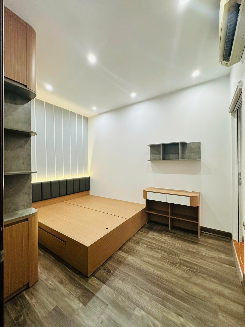 Bán căn hộ cc Hồng Hà Tower 89 Thịnh Liệt, quận Hoàng Mai, 56m2 x 2 ngủ giá chỉ nhỉnh 3 tỷ2388241