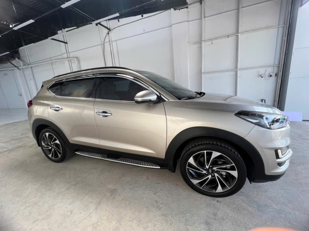 Hyundai Tucson 1.6 Turbo 2020, Giá bán: 696 triệu (có bớt Lộc), Ghi Vàng, nội thất Kem.2472358