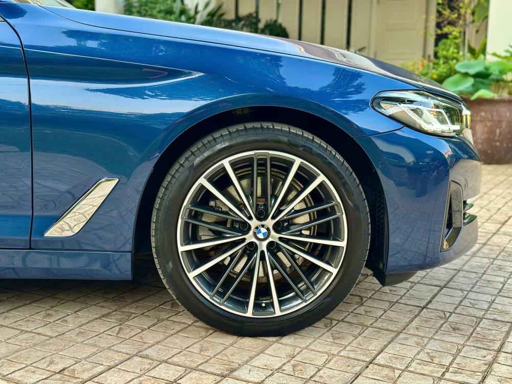 Chính chủ bán xe BMW 520i LCI  LUXURY LINE sx năm 2022 2385556