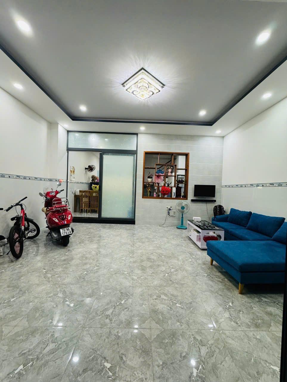 Nhà đẹp tại KĐT VCN Phước Long, NHA TRANG KHÁNH HOÀ2494190