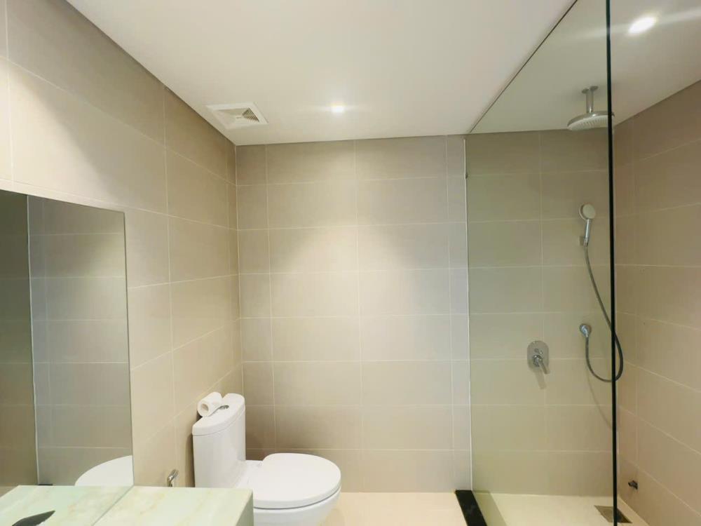 Cho thuê Căn hộ 2 phòng ngủ toà nhà GOLD COAST tầng 18 tòa Nam2363556