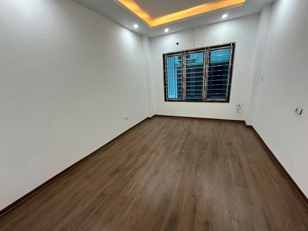 Nhà đẹp mới 40m2 4 tầng lô góc, gần oto đường Trịnh Văn Bô2380216