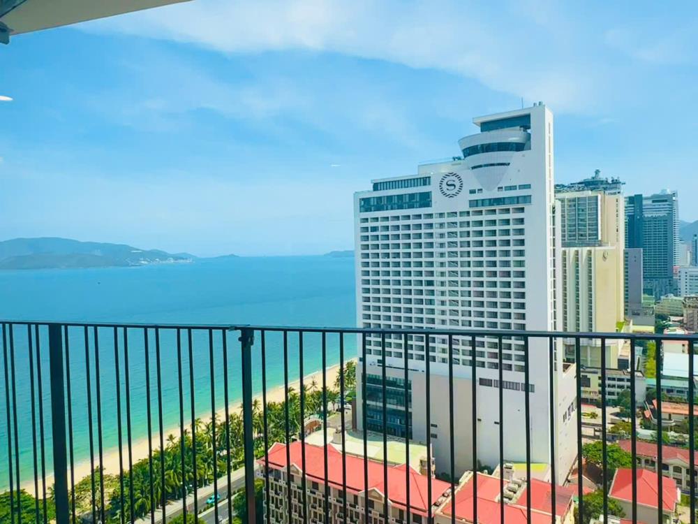 Cho thuê Căn hộ 2 phòng ngủ toà nhà GOLD COAST tầng 18 tòa Nam2363585