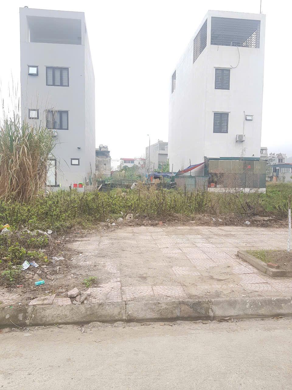 Cần bán cắt lỗ mảnh đất nền trung tâm tt Cái Rồng Vân Đồn. Giá rẻ đón đầu qui hoạch Khu Kinh Tế Vân Đồn.2506067