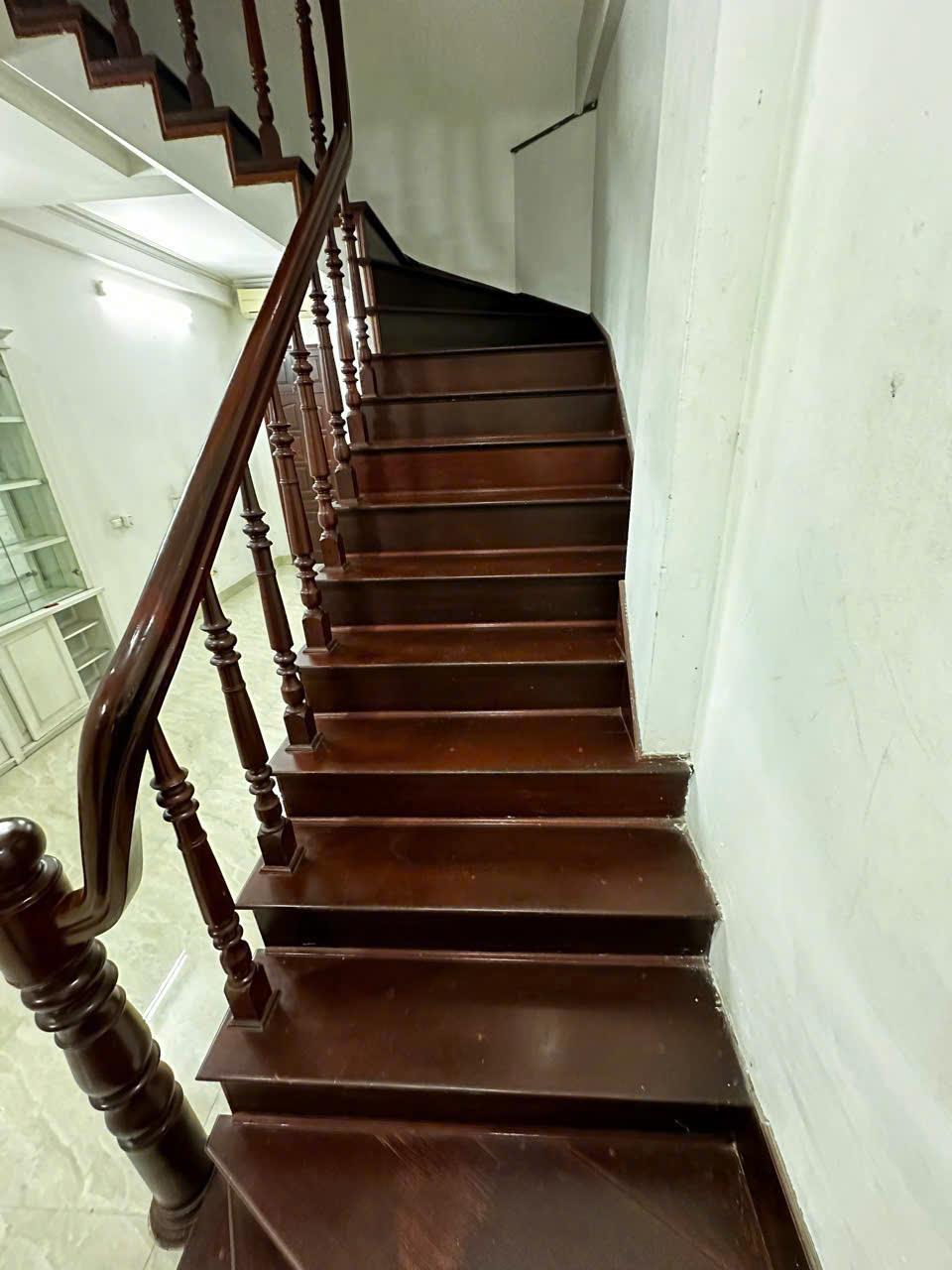Cho thuê nhà làm Văn Phòng, Trung tâm KĐT Đại Kim, 4 tầng x 50m2, 4PN chỉ 15 Triệu2608014