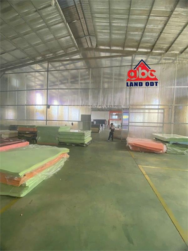 X142 bán nhà xưởng xây dựng kiên cố, nằm trên tuyến giao thông huyết mạch liên xã2352975
