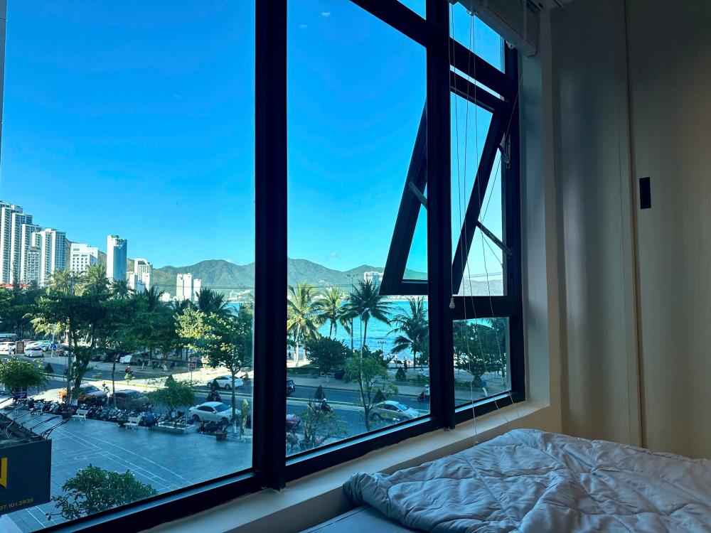 VỚI 4 tỷ SỞ HỮU CHIẾC VIEW GÓC BIỂN CỰC ĐẸP - HÀNG CỰC HIẾM ĐẲNG CẤP 5 SAO2482205