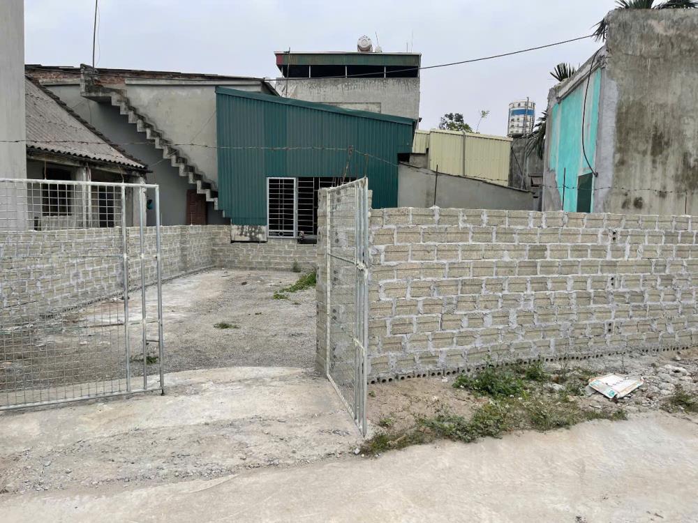 Đất mặt hồ quang trung 73m22570254