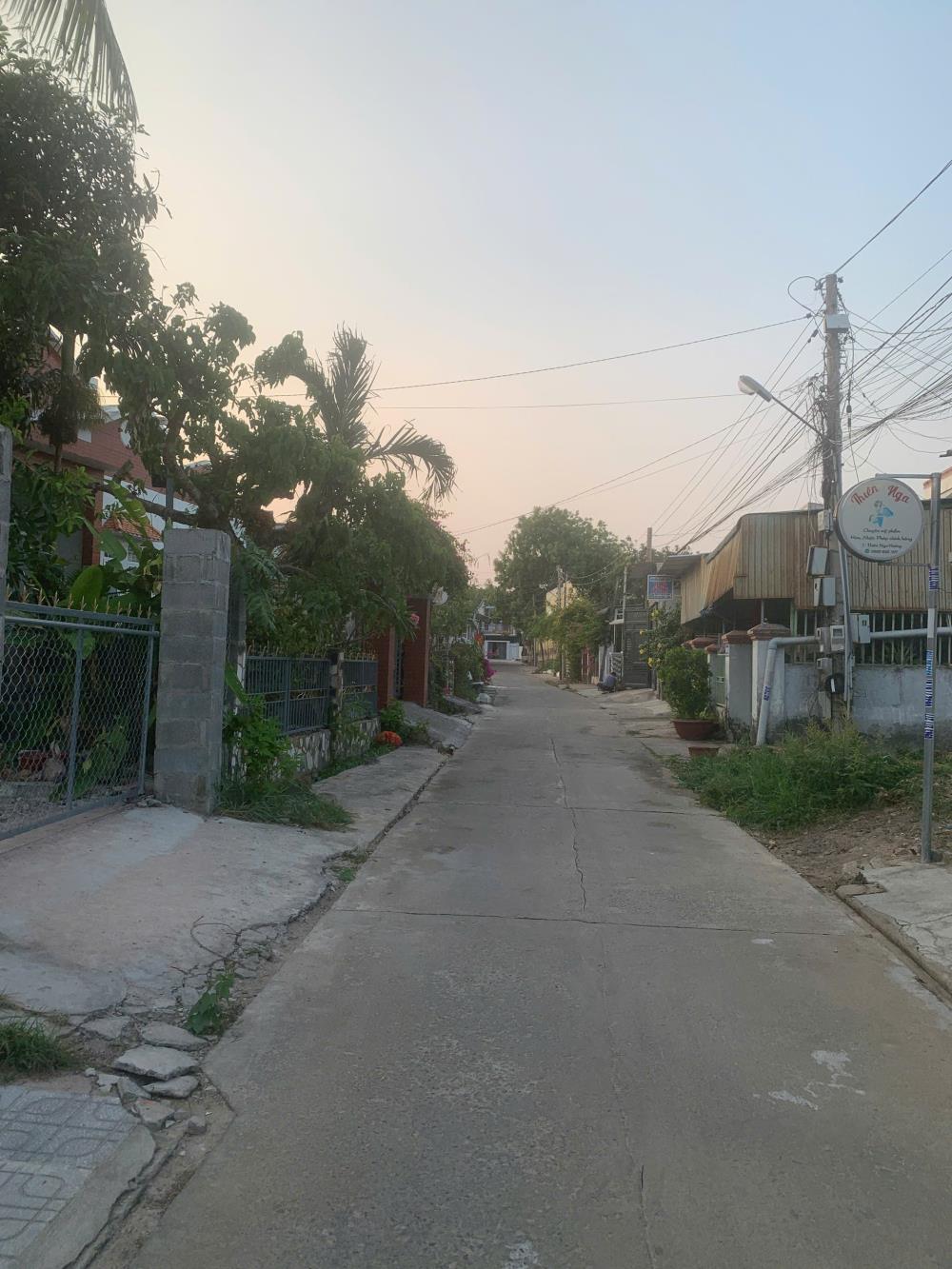 Bán đất thổ cư lô 2 Nguyễn Văn Trỗi, Tân An, thị xã LaGi giá rẻ nhất 1.6 tỷ2584226