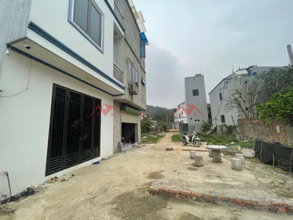 CHÍNH CHỦ BÁN LÔ ĐẤT 42,3M TẠI TIÊN PHƯƠNG-GIÁP TT CHÚC SƠN-CHƯƠNG MỸ-HÀ NỘI2620358