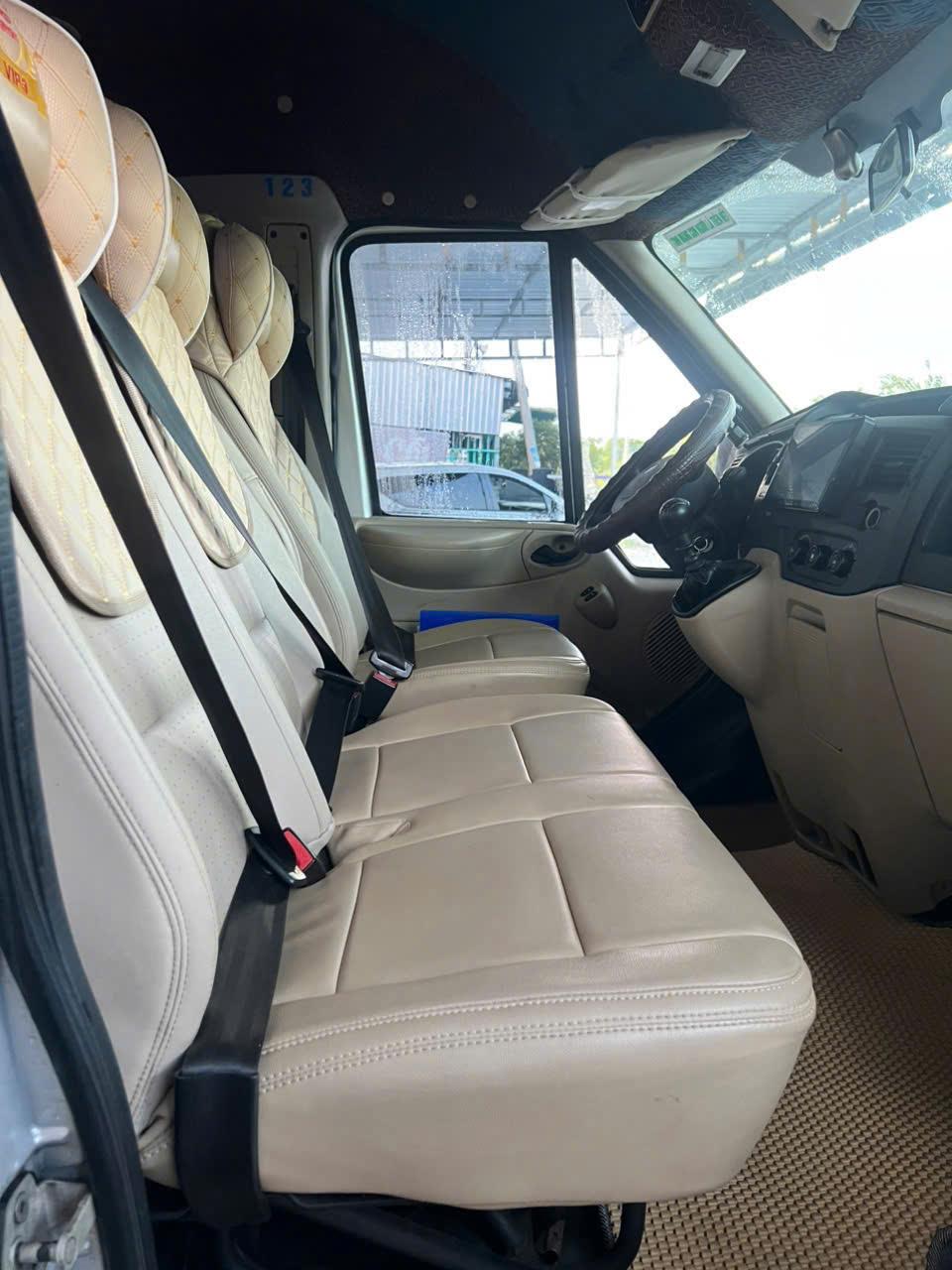 Ford Transit 2017 Luxury - 170000 km- 420 triệu2541784