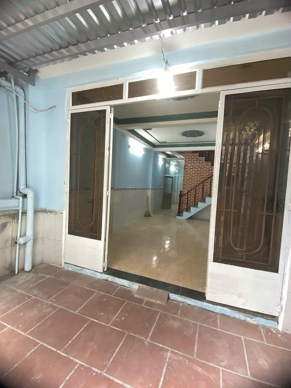 Cho Thuê Nhà Hẻm Xe Hơi Tại Quang Trung, Gò Vấp.2400504