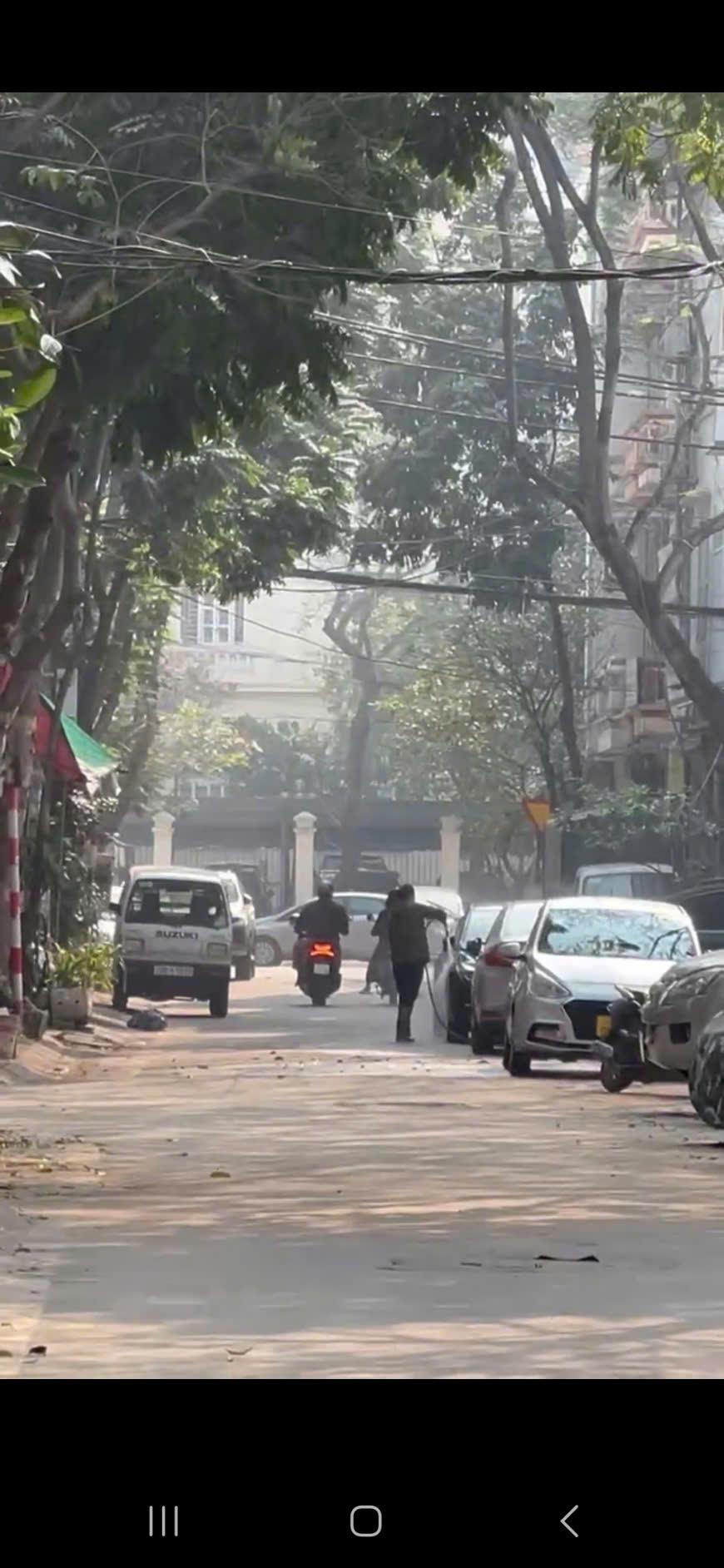 Cho thuê tòa nhà tại Hoàng Liệt, Hoàng Mai 220m2*6.5 tầng, Giá 150.000đ/m22534631