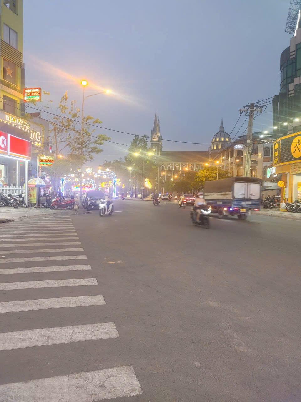 Cho Thuê Mặt Bằng Kinh Doanh Đẹp Trục CMT8 – P. Chánh Nghĩa – TP. Thủ Dầu Một, Bình Dương2619837