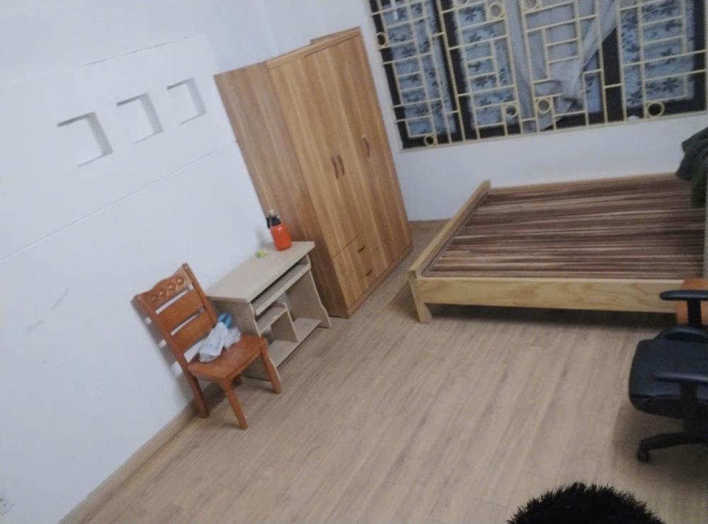 Cho thuê nhà ngõ 72 Phố Nguyễn Trãi, 5 tầng x 30m3, 3 ngủ chỉ 12 Triệu2580189
