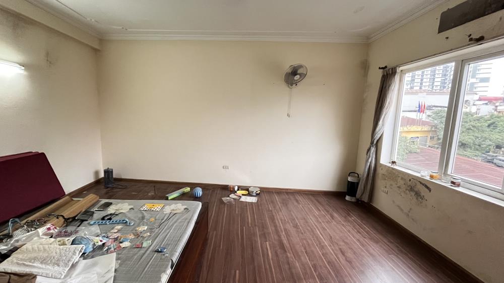Cho thuê nhà riêng ngõ 282 Khương Đình, 3 tầng, 70m2, 3 ngủ, 15 Triệu - VP, KD online, ở nhóm nữ2455189