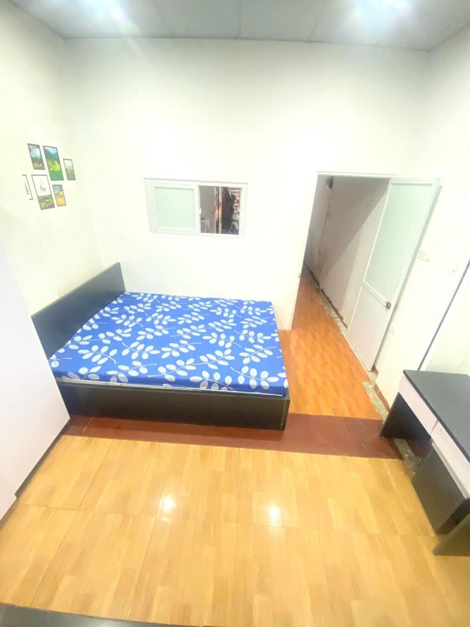 Căn hộ tập thể đủ đồ, phốTtrần Hưng Đạo, 32m2, Hoàn Kiếm2590534