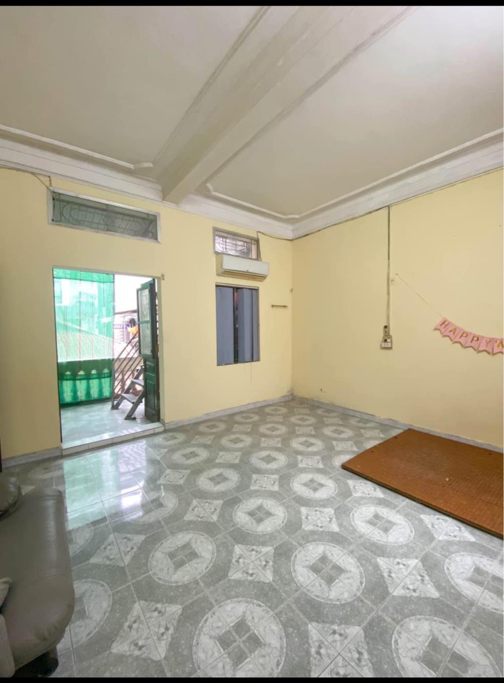 Cho thuê nhà Phố Lĩnh Nam 2 tầng, 100m2, 10 Triệu2418948