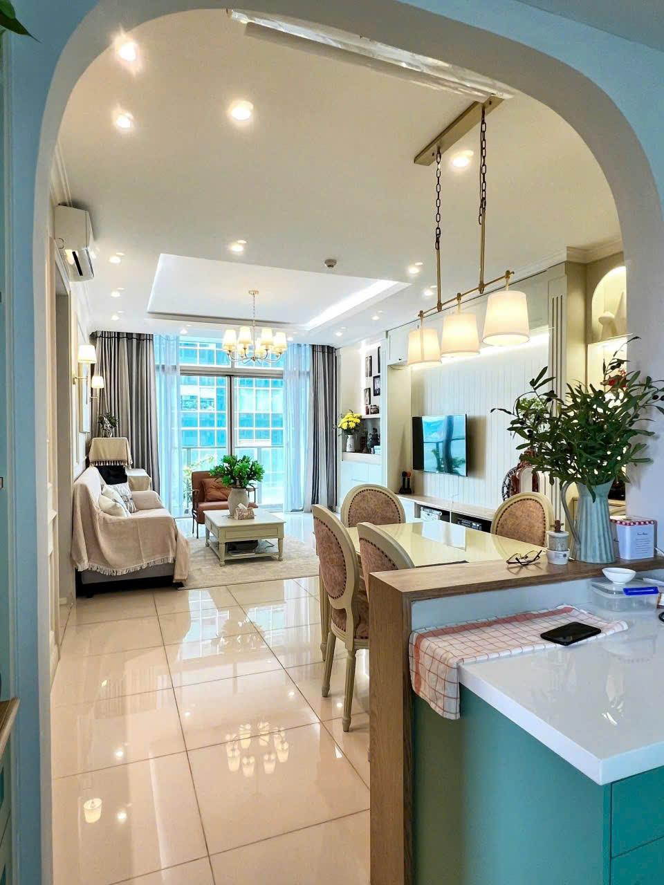 Cho thuê căn hộ 3 phòng ngủ + 1 kho tại The Vista - Diện tích 159m2 - Giá 1700$/tháng - Đầy đủ nội thất2602051