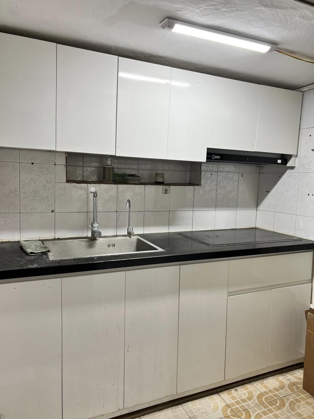 Mình cần cho thuê ở hộ GĐcăn hộ TT tầng 2 Phố Hàng Quạt 60m2, 2 ngủ,  Full đồ, 9 Triệu2347381