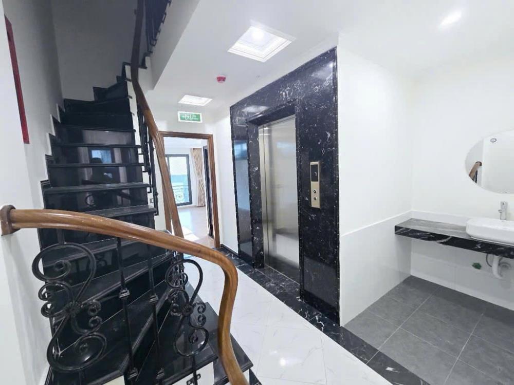 Bán nhà Phố Tây Sơn, Nhà Mới Tinh, Ngõ Nông Gần Ô Tô, 38mx7T, Giá: 11.8 Tỷ, Lh: 0396935190.2477208