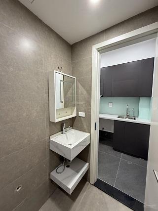 Cho thuê 1 căn studio vừa ở vừa kinh doanh tại Số 5, ngõ 495 Nguyễn Trãi, 5,5 triệu, 20 m22533023
