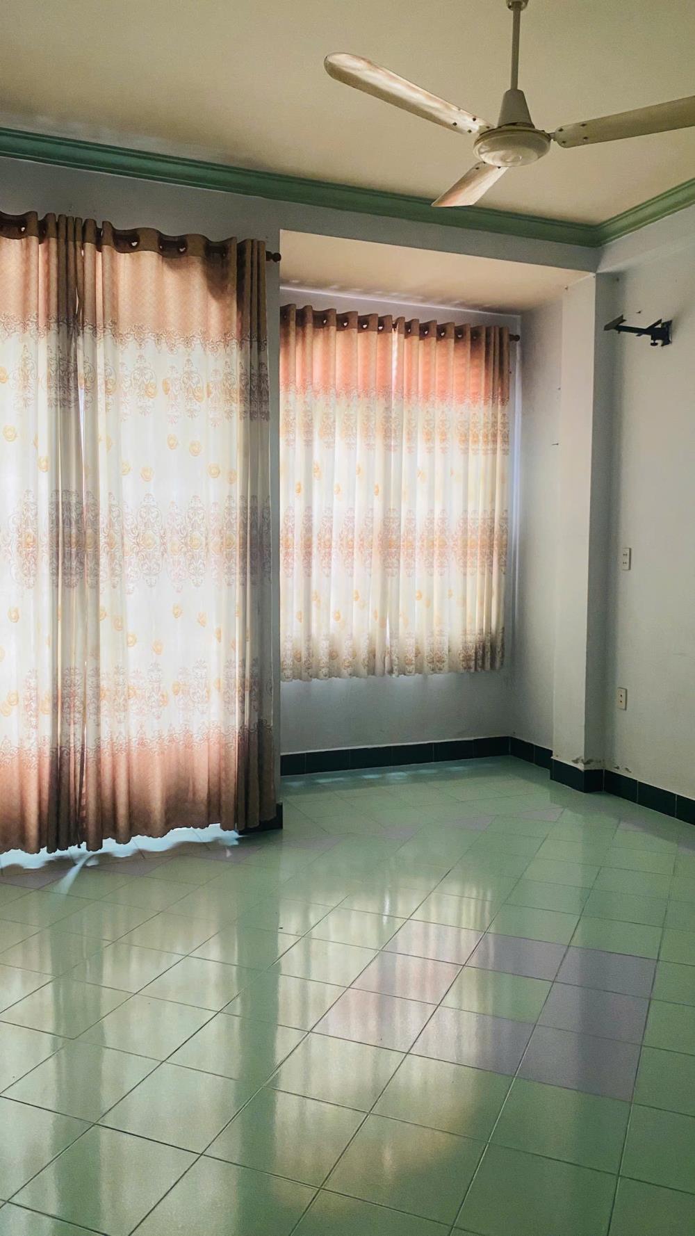 Chính Chủ Cho Thuê Mặt Bằng Kinh Doanh Vị Trí Đắc Địa Tại Đường Nguyễn Thái Bình, Tân Bình2602735