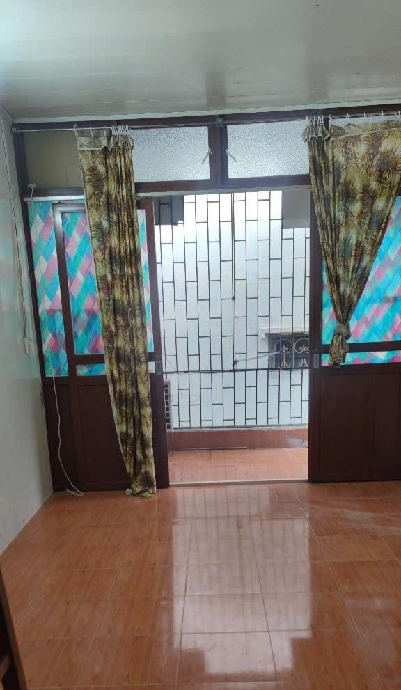 Bán nhà riêng Đê La Thành, Đống Đa, 3 tầng, 20m2, 2 ngủ, 2.5 tỷ2534456