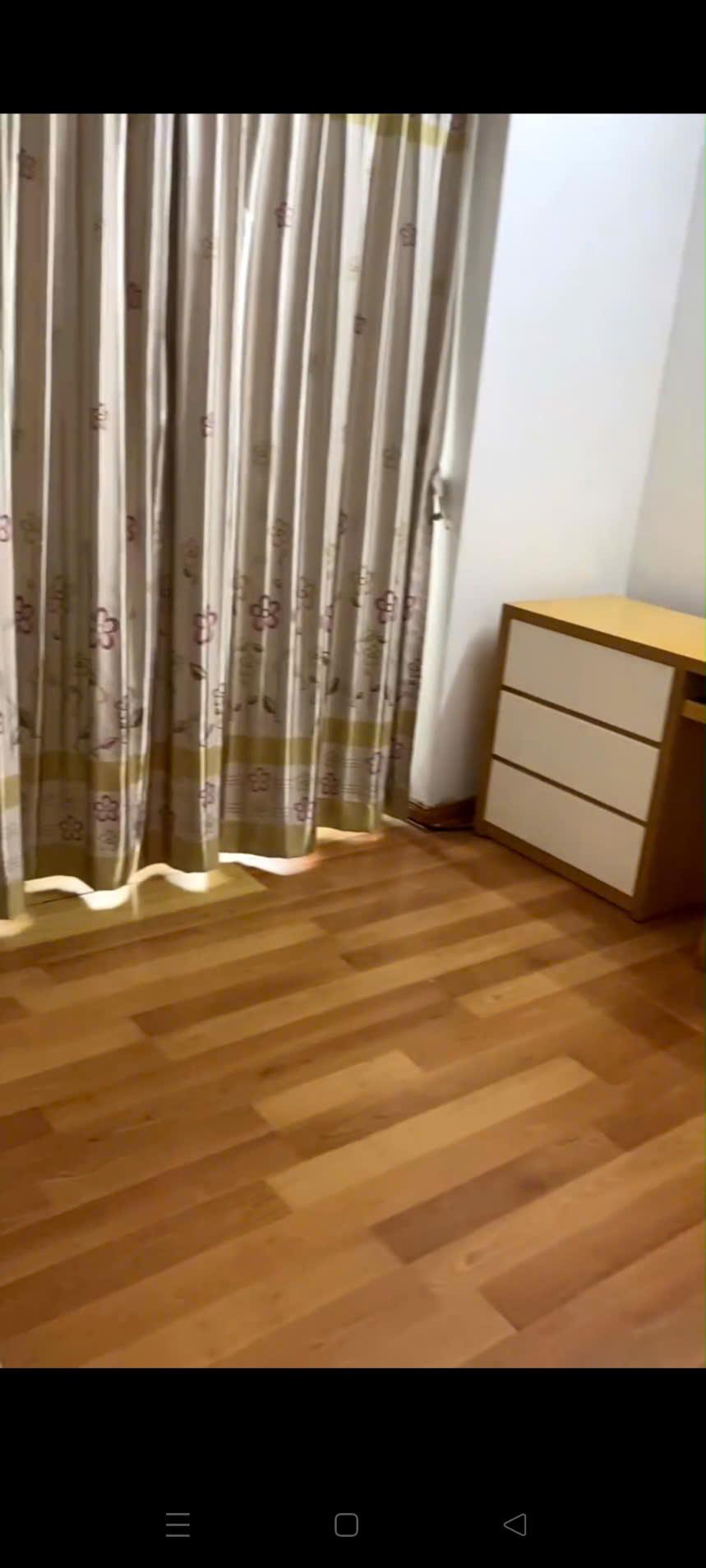 Cho thuê căn hộ 1511 toà A,  CC 671 Hoàng Hoa Thám, q. Ba Đình 91m2 2PN full đồ view hồ Tây lộng gió, giá 16 triệu2629551