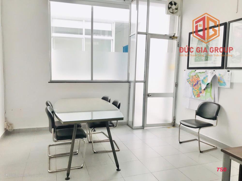 Nhà MT Nguyễn Ái Quốc gần Quãng Trường, đang cho thuê 10tr, chỉ 8,5 tỷ2614137