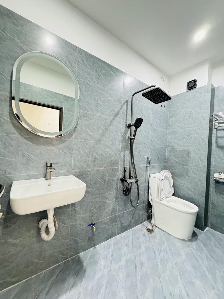 BÁN NHÀ PHỐ TÂN KHAI - GIÁ HỢP LÝ - 20m², xây 3 tầng2325868