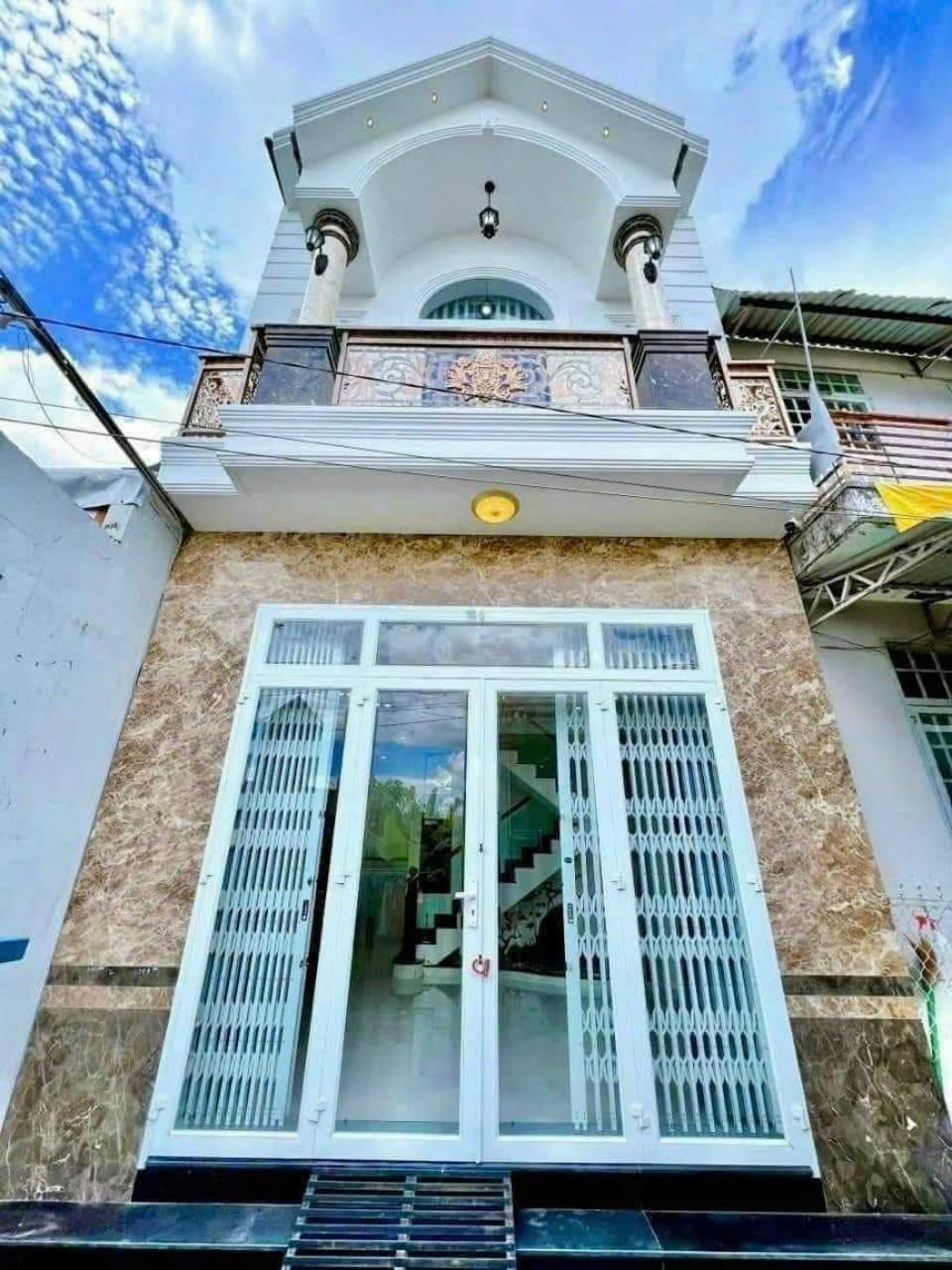 Cho Thuê Nhà lầu MỚI ĐẸP HẼM TRẦN VĨNH KIẾT2608527