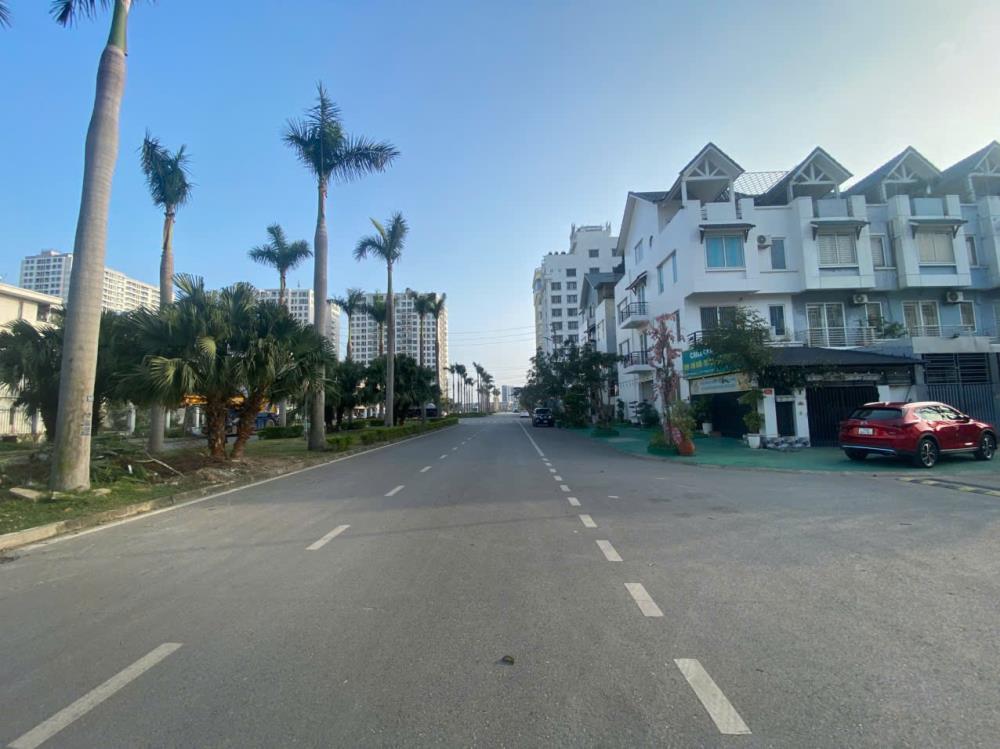 Bán rẻ Căn LK San Hô. Hướng Nam, view biển. Đầy đủ nội thất, Chỉ việc về ở. Khu đô thị mới Bim - Hùng Thắng - Hạ Long2495448