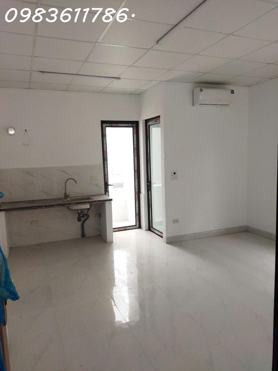 Chính chủ cho thuê mặt bằng.mặt đường Yên Xá2375680