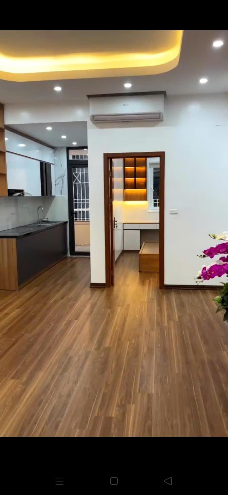 Bán căn hộ cao cấp coma 6 hàng xóm Vinhomes Smart City 94m2 3PN nhỉnh 4 tỷ2572900