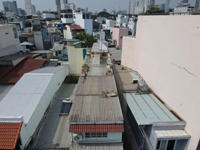 Giá mềm nhất quận 4 : 12.5 tỷ - TÔN THẤT THUYẾT - DT: 75M- 3.9MX19M - 1 LẤU - 3 PN -2 WV - LH: 077 888 5818 VÀ 077 478 5818 CHUYÊN BDS SÀI GÒN2616997