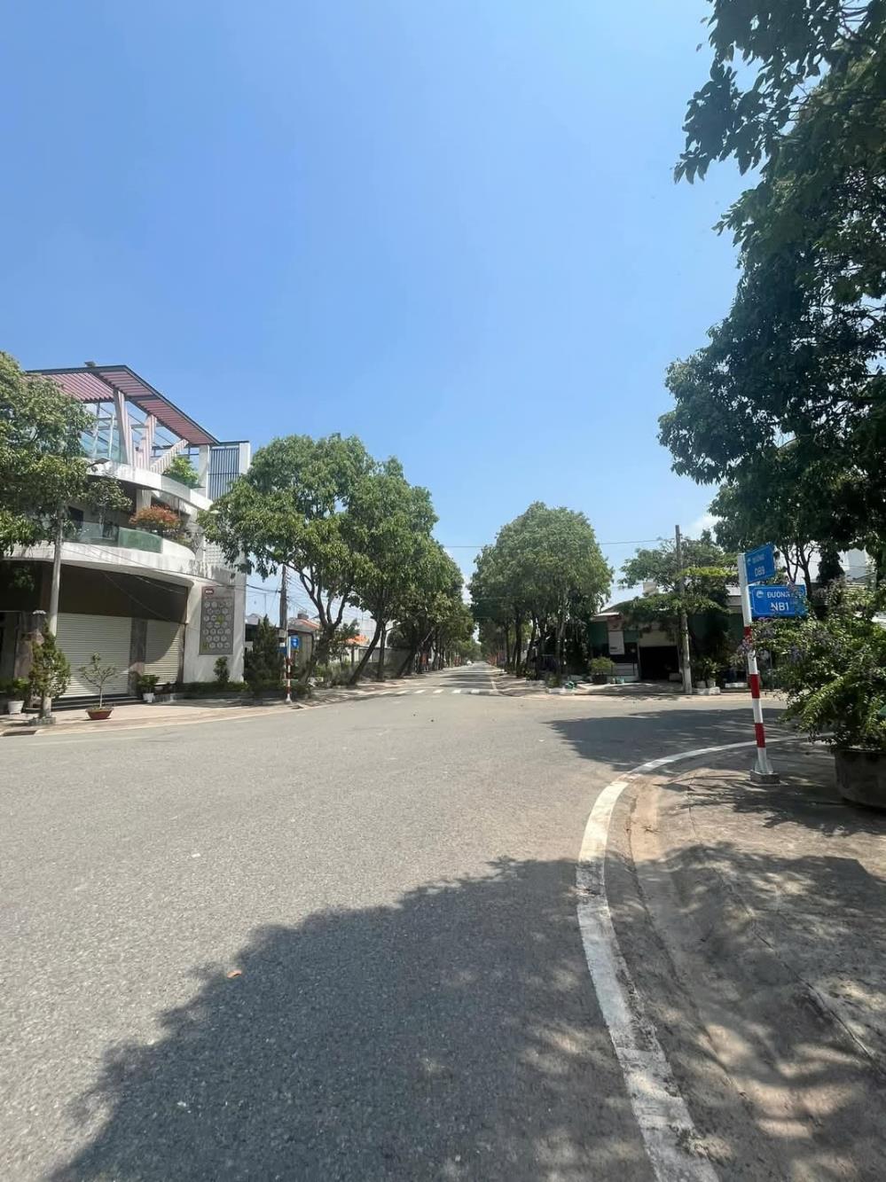 Chính chủ bán đất kèm dãy phòng trọ đang cho thuê tại Phường Phú Tân, TP Thủ Dầu Một.2463061