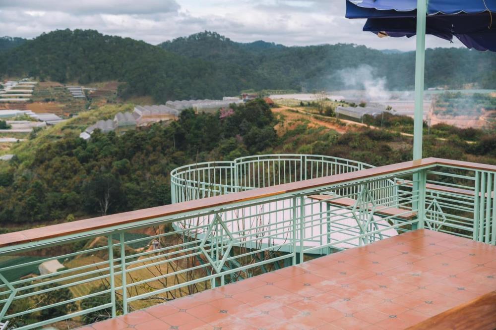 Cho thuê homestay sân vườn 1800m2 cách trung tâm Đà Lạt 9 km2485451