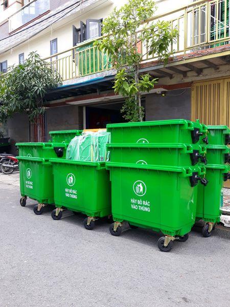 Giá sỉ thùng rác 660 lit loại lớn có bánh xe tại ho chi minh2329430