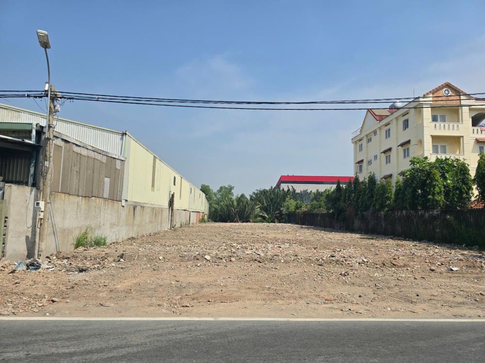 Bán đất diện tích lớn 1968 m2 tại đường Bưng Ông Thoàn, P Tăng Nhơn Phú B, Quận 9, TP HCM2557783