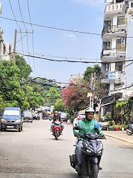 Bán CHDV hẻm 1/ Phan Huy Ích P14. DT: 6x20 cn 105m, 22 Phòng, Nhà 6 Lầu GIÁ CHỈ 16 TỶ TL2584684