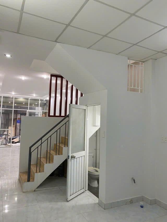 Giá mềm quận 3: 14.2 tỷ - CÁCH MẠNG THÁNG 8 - P.10 - DT:49M - 3.5M X 12.5M -  1 trệt 1 lầu, gồm 3 phòng ngủ, 2 nhà vệ sinh - LH: 077 888 5818 - 077 478 5818 CHUYÊN BĐS SÀI GÒN2619155