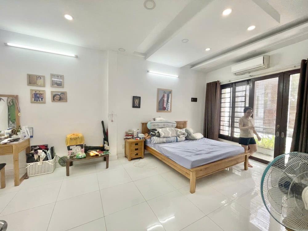 BÁN NHÀ 5 TẦNG, 79M2, HẺM XE HƠI THÔNG , LÝ THƯỜNG KIỆT, TÂN BÌNH2329735