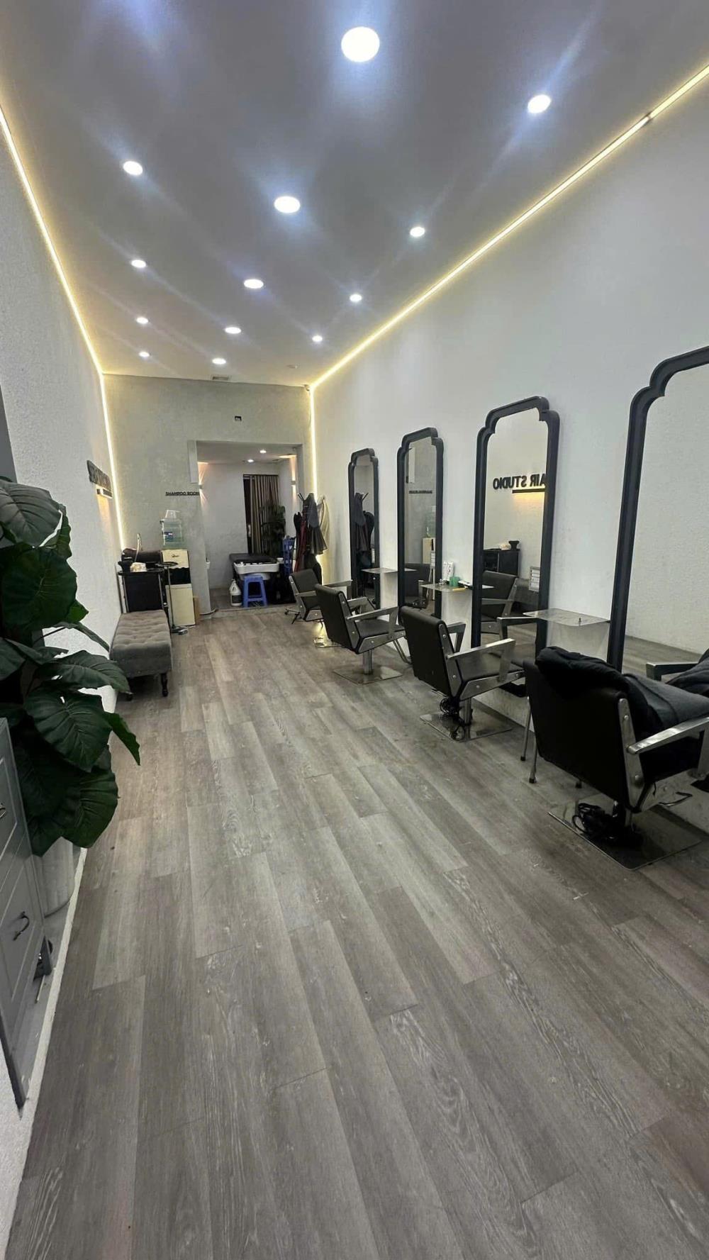 Sang nhượng SALON MỚI SỬA CÁCH ĐÂY 6 tháng. Chi tiết mời ae đọc bài và xem video nha2422819
