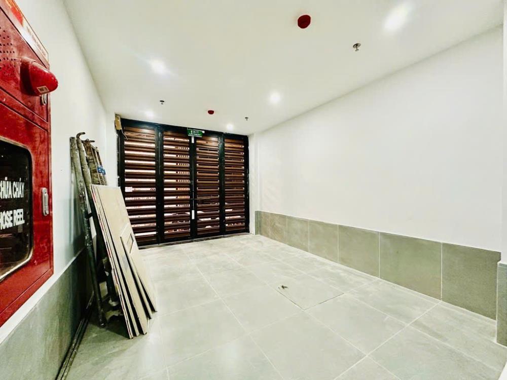 Bán nhà Phố Hoàng Cầu, Ngõ Thông, Kinh Doanh Tốt, 41mx6T, Giá: 11.7 Tỷ, Lh: 0396935190.2404483